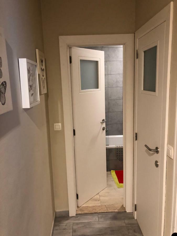 One-Bedroom Apartment Near Atomium Brüsszel Kültér fotó
